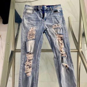 Distressed jeans  folded ankle